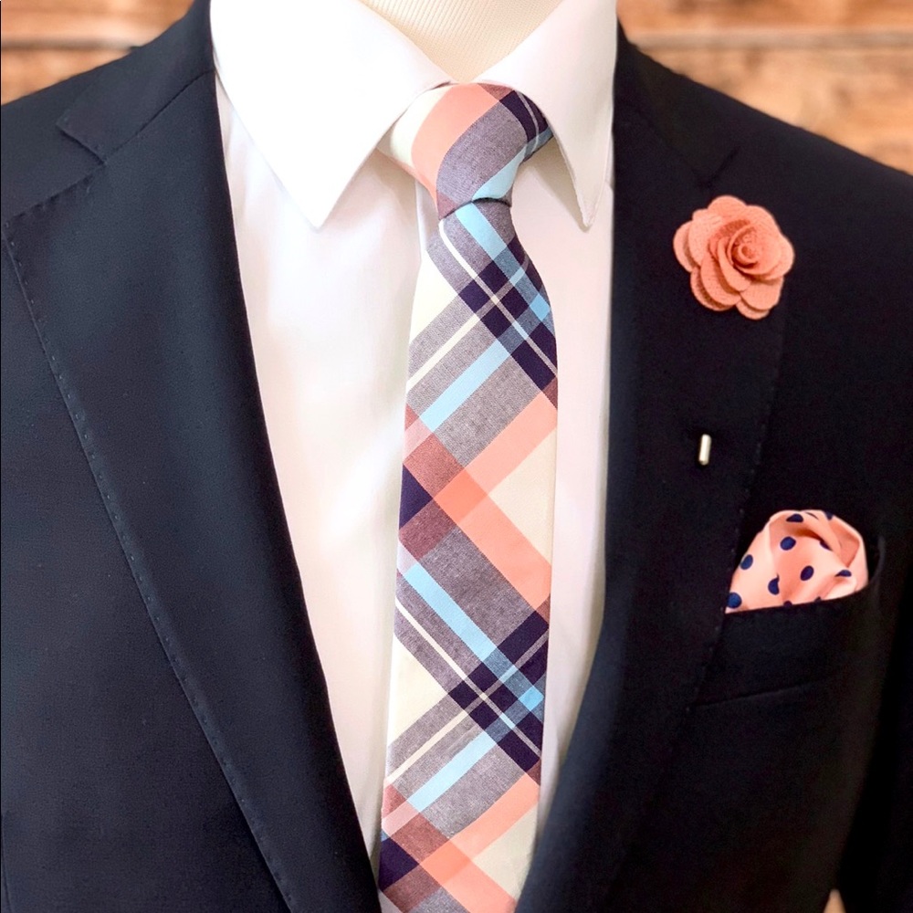 Men’s Slim Navy & Coral Plaid Necktie - Picture 2 of 3